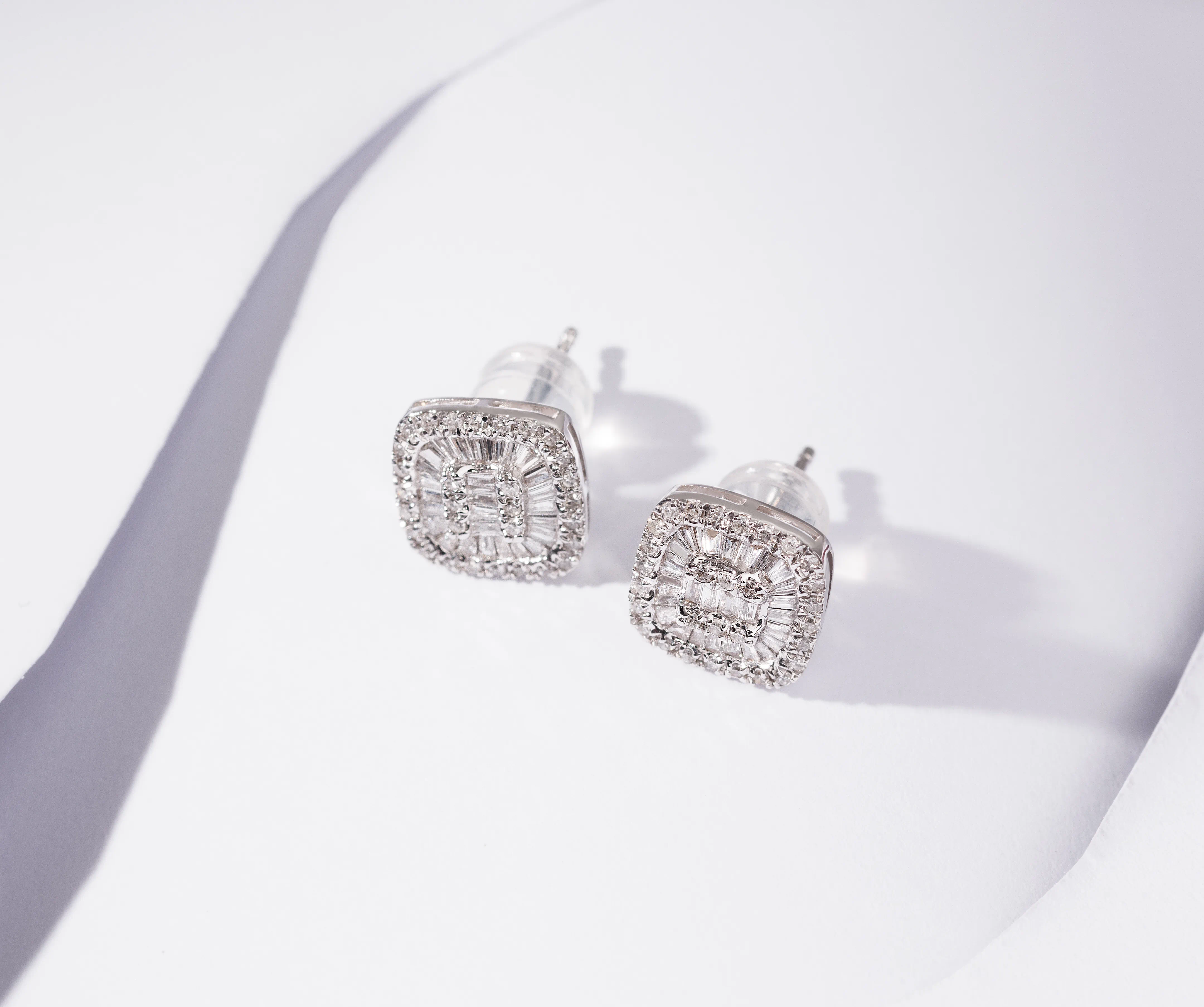 Eno Basse gemstones collection