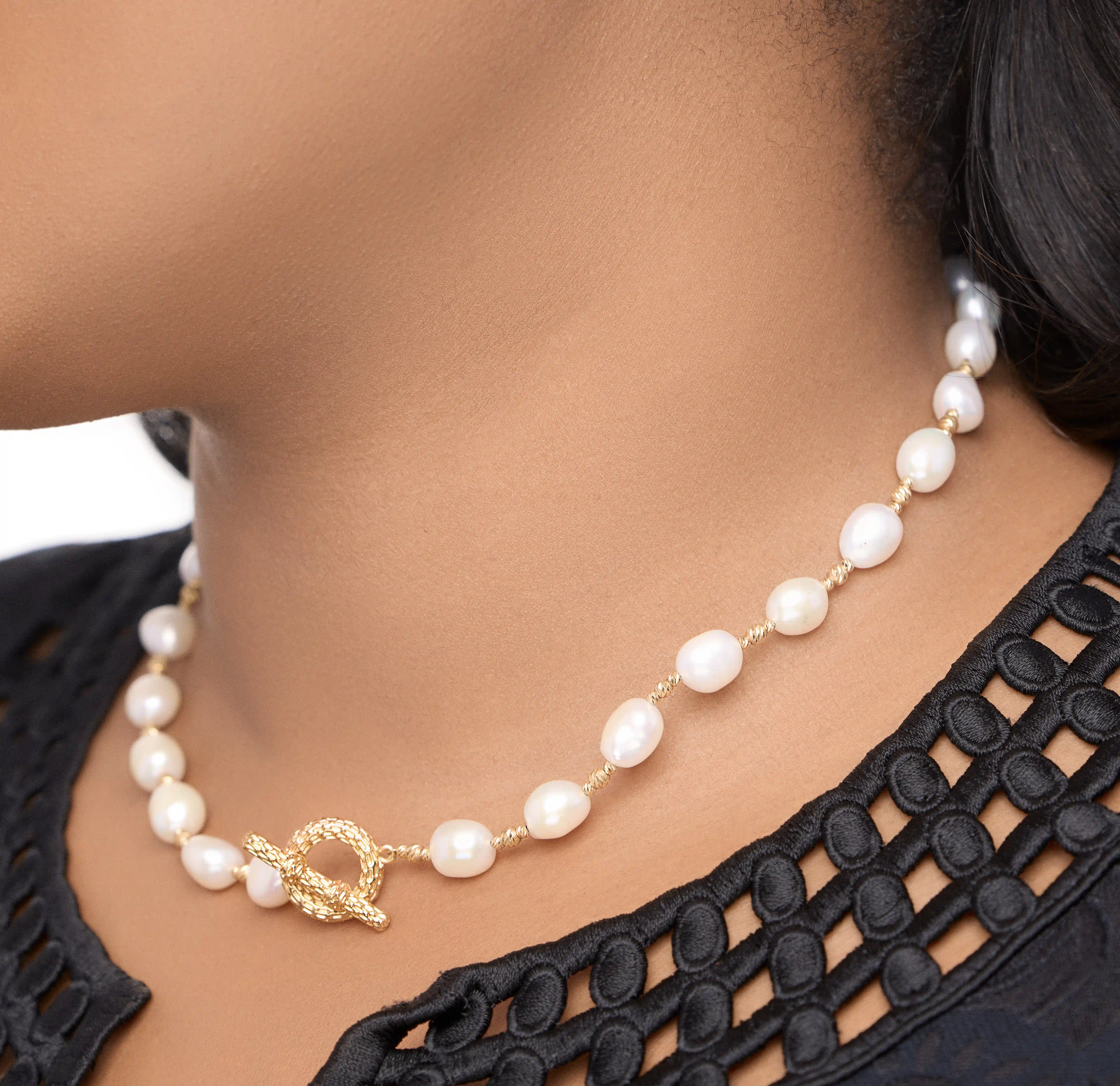 Baroque Pearl and Gold Necklace - Detail View